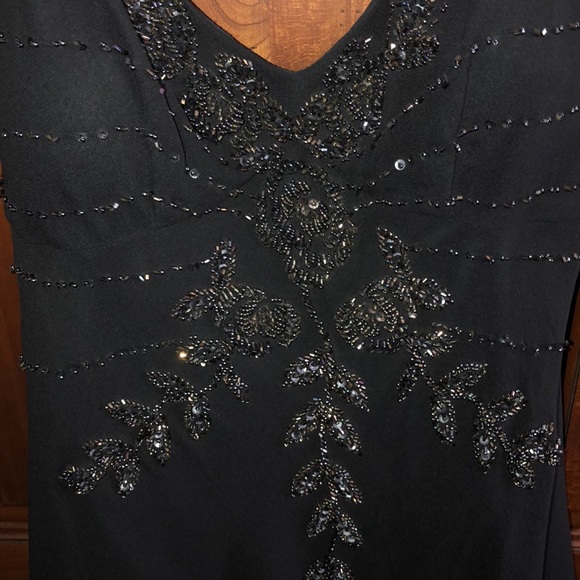 Silk Sue Wong top w/ beaded design - Picture 2 of 3